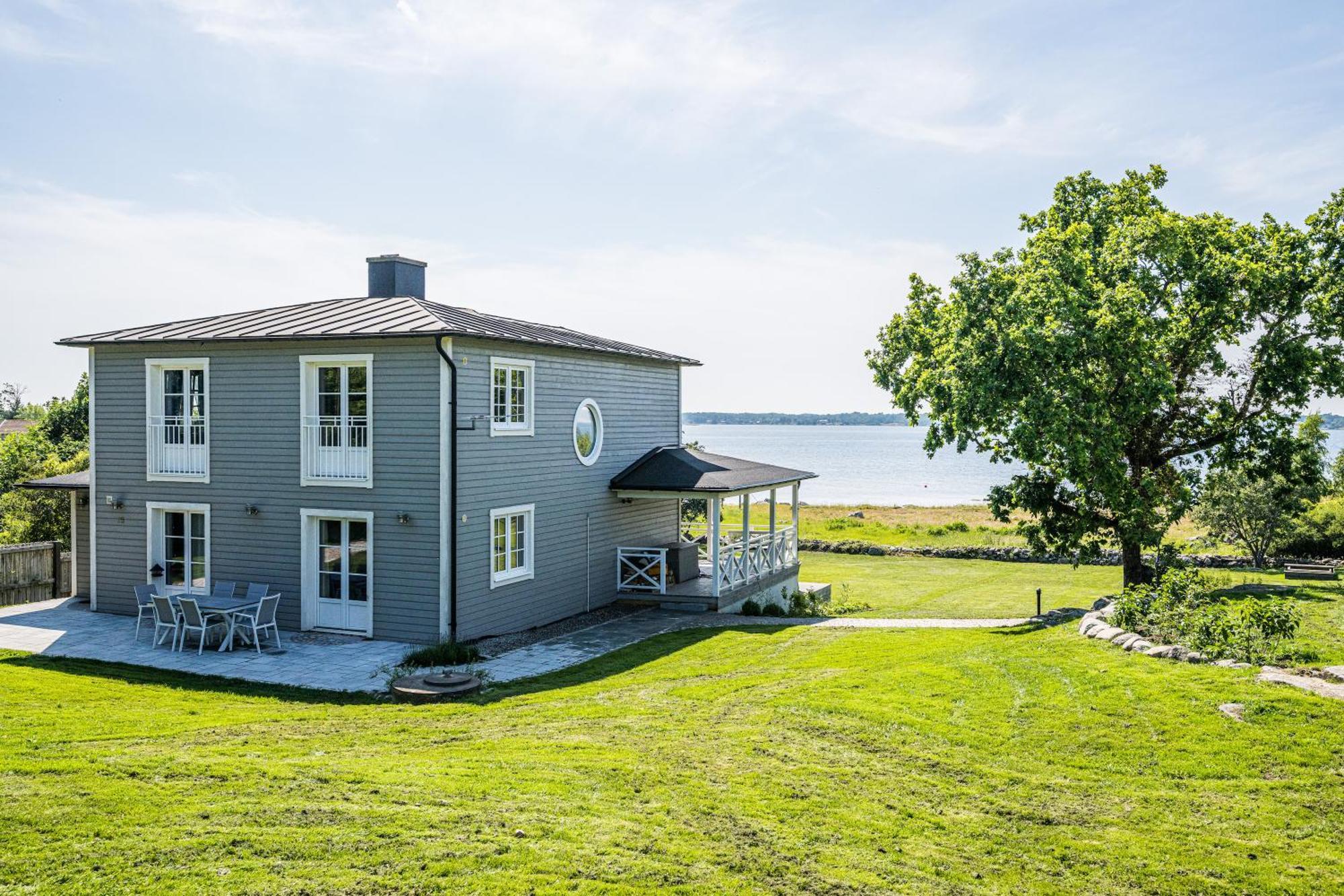 Exclusive Tranquil Villa By The Sea, Boat Available Drottningskär Eksteriør bilde